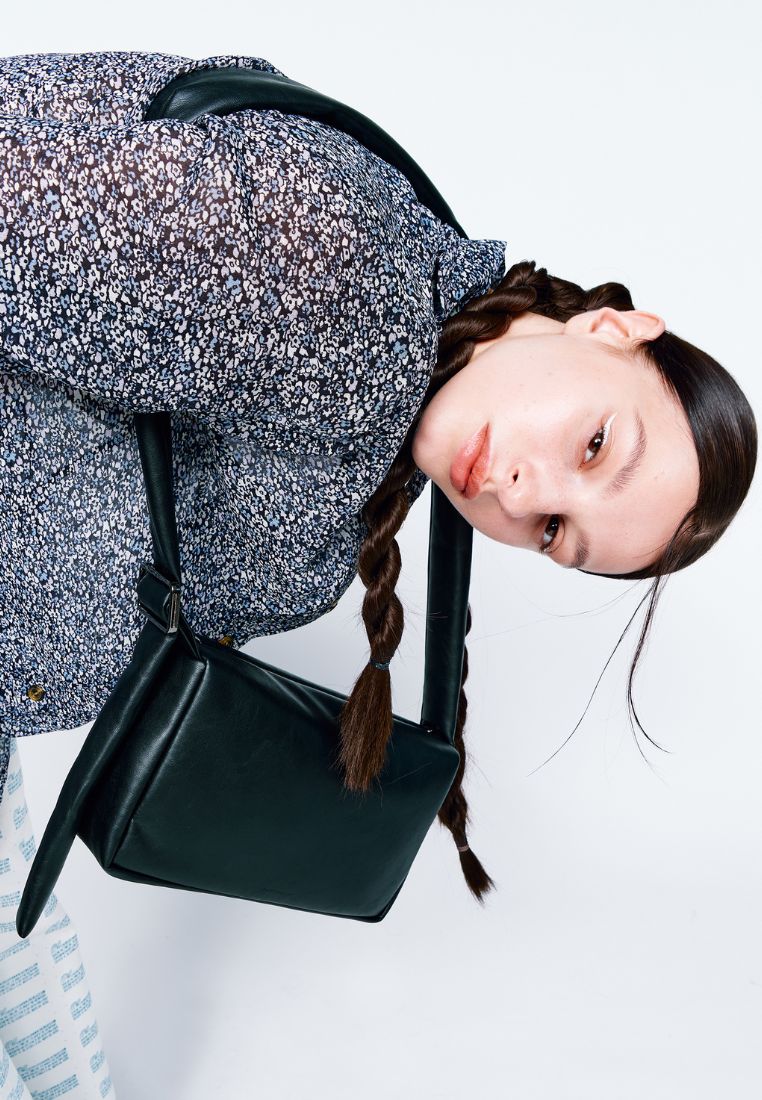 Nemo Bag M Lambskin Black