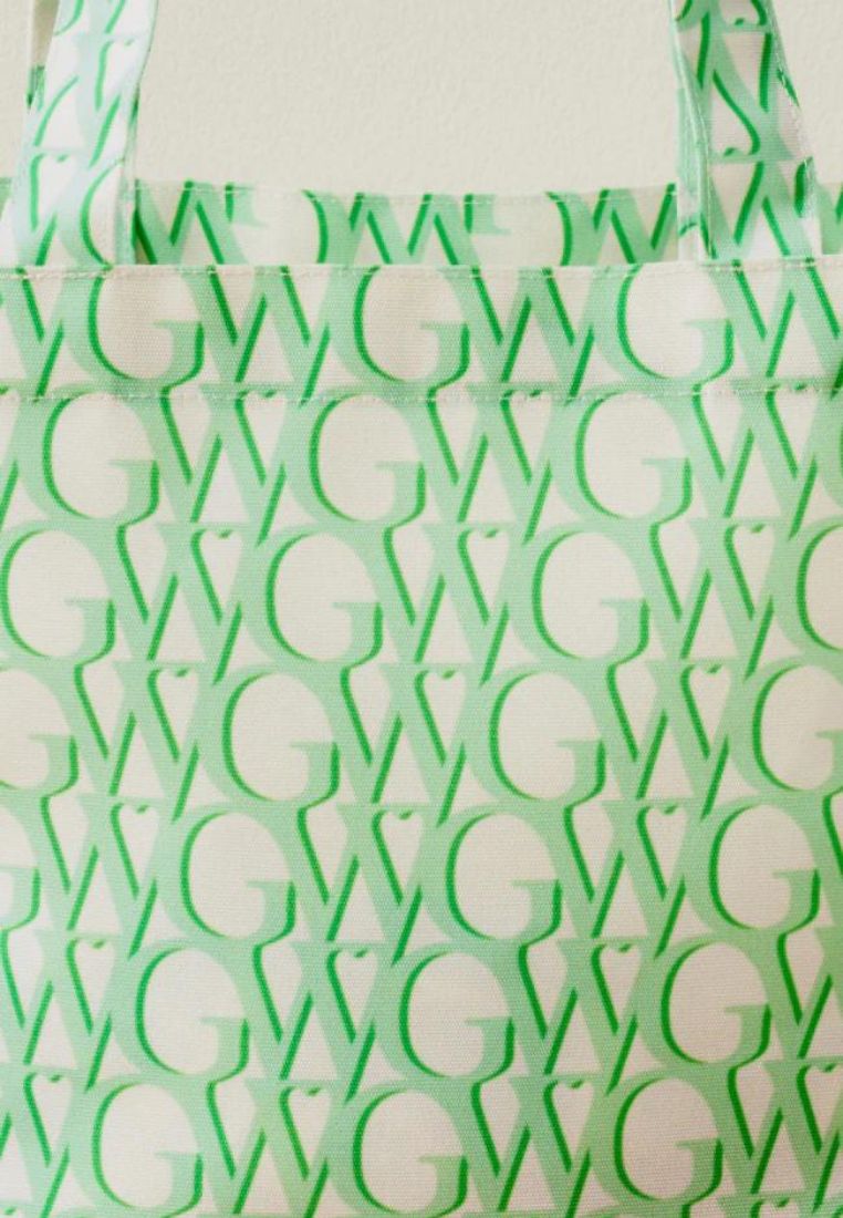 Olden Days Tote Bag Green