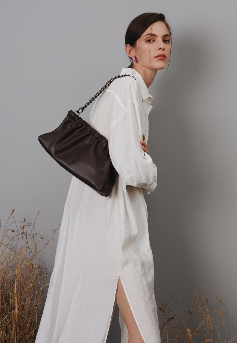 Plea Bag M Chocolate 20