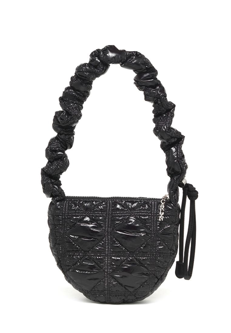 Poing Black
