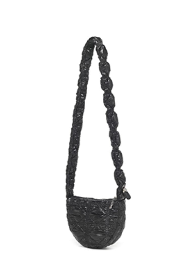 Poing Black