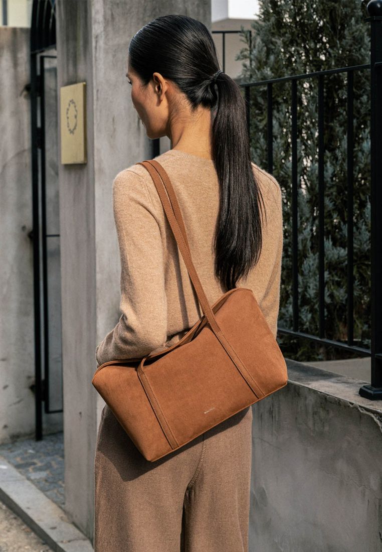 Sara Suede Camel