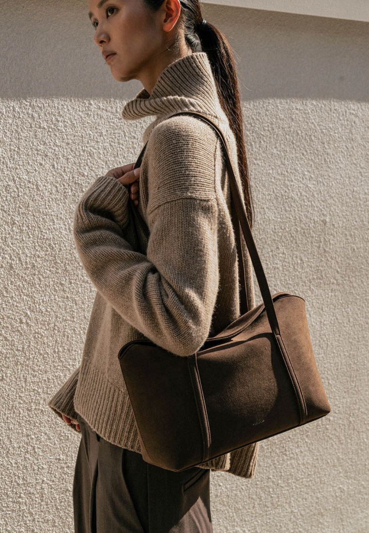 Sara Suede Choco Brown