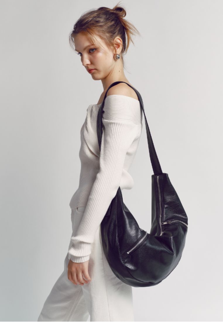 Apple Sling Bag L Nappa Black