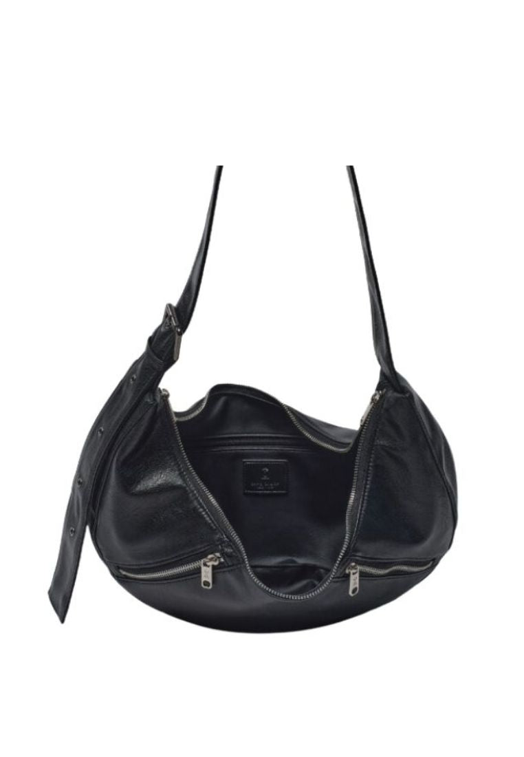 Apple Sling Bag M Nappa Black