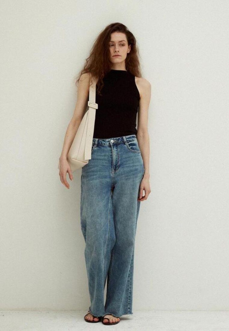 LOG Hobo Bag Ivory