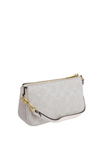 Nolita 19 In Signature Canvas Chalk Glacierwhite
