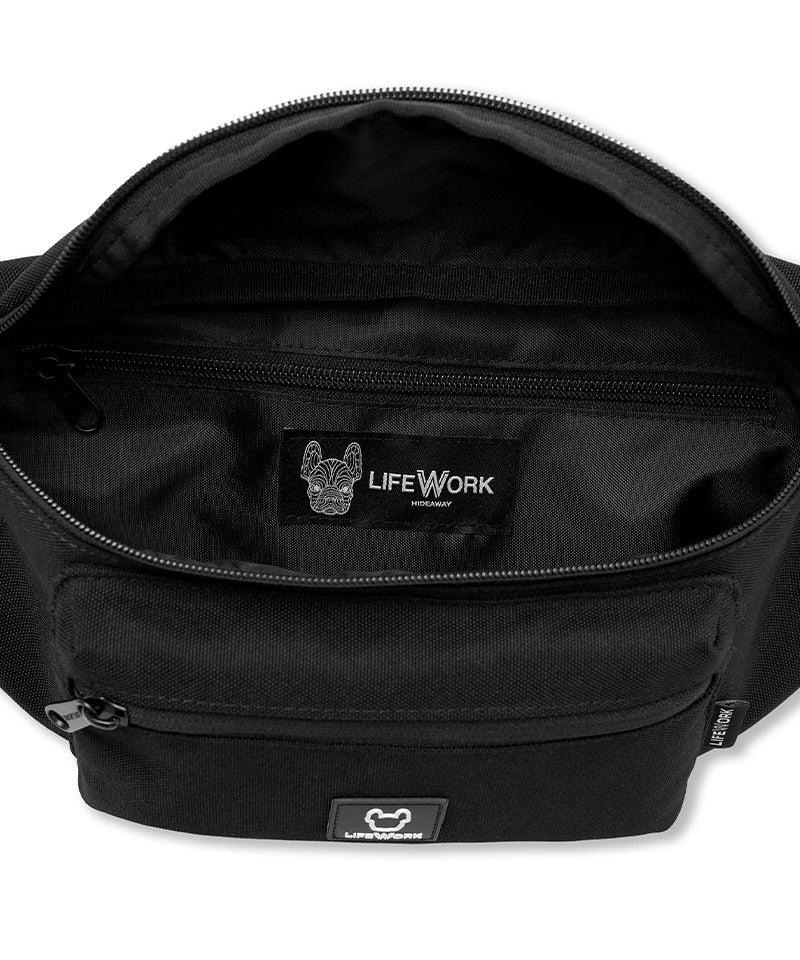 Square Wappen Hip Sack Black