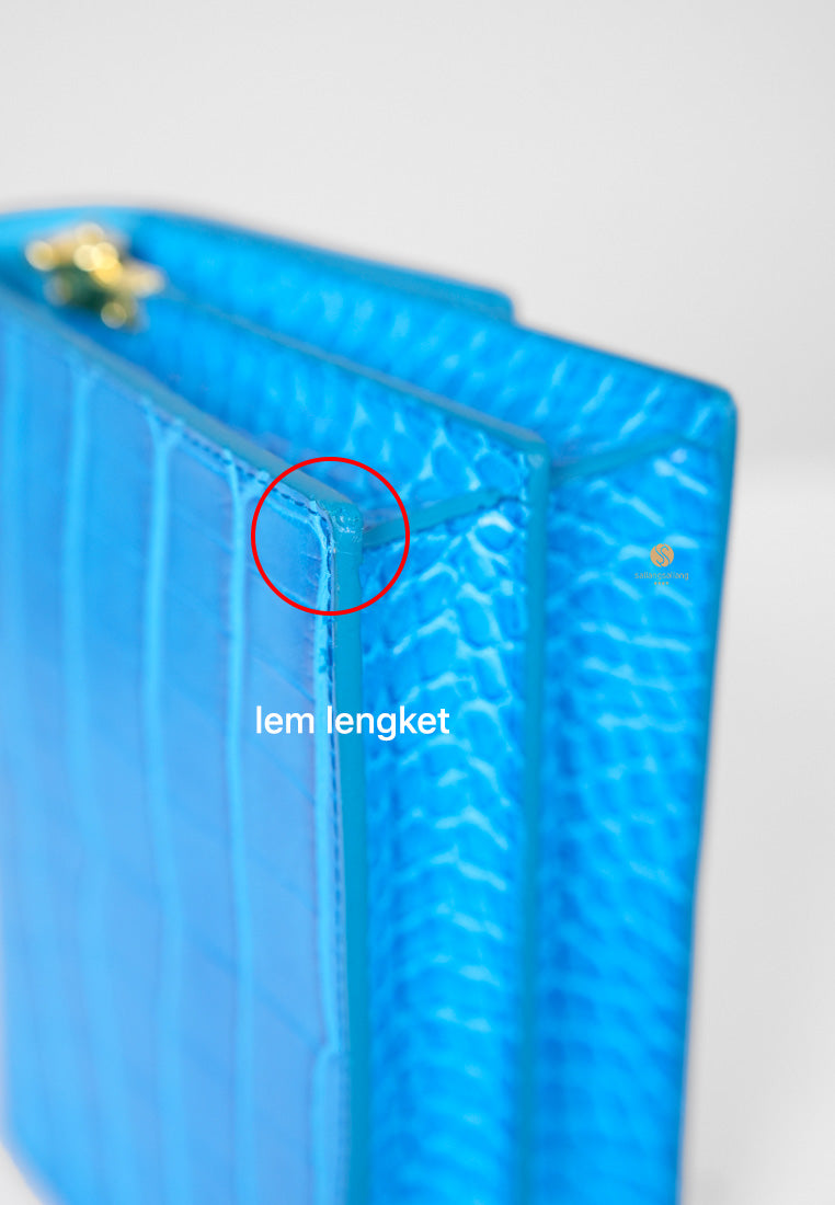 [DEFECT SALE 364] MINI FLAP BAG LAKE BLUE CROC