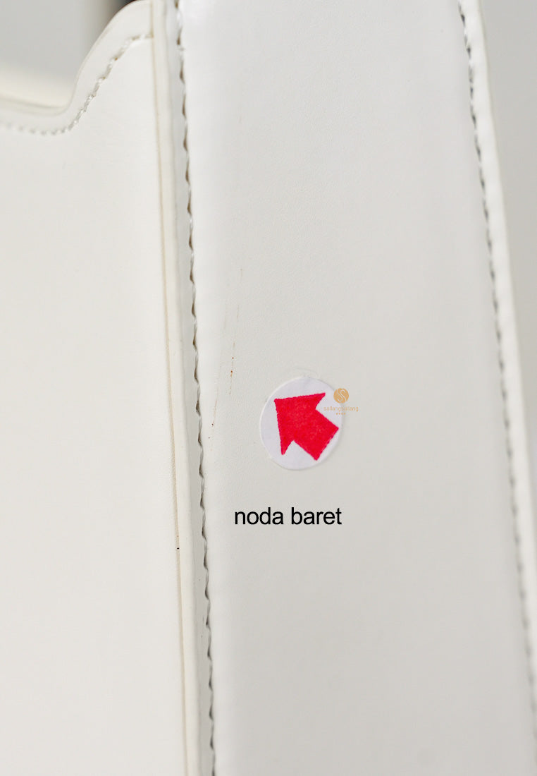 [DEFECT SALE 374] Millie Shoulder Bag - White
