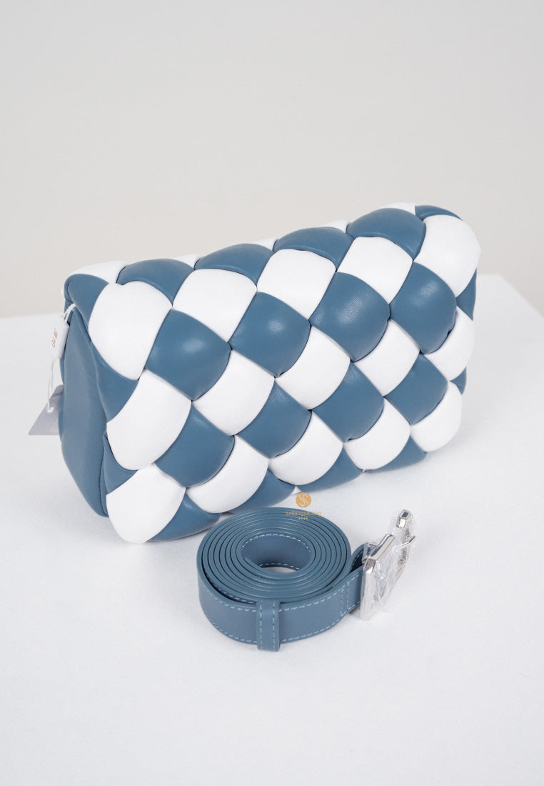 [DEFECT SALE 396] MAZE - WHITE & BLUE