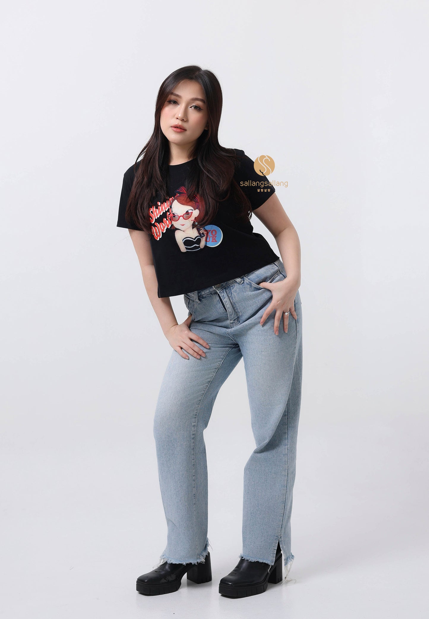 Celeb Double-Slit Crop T-shirt F Ria