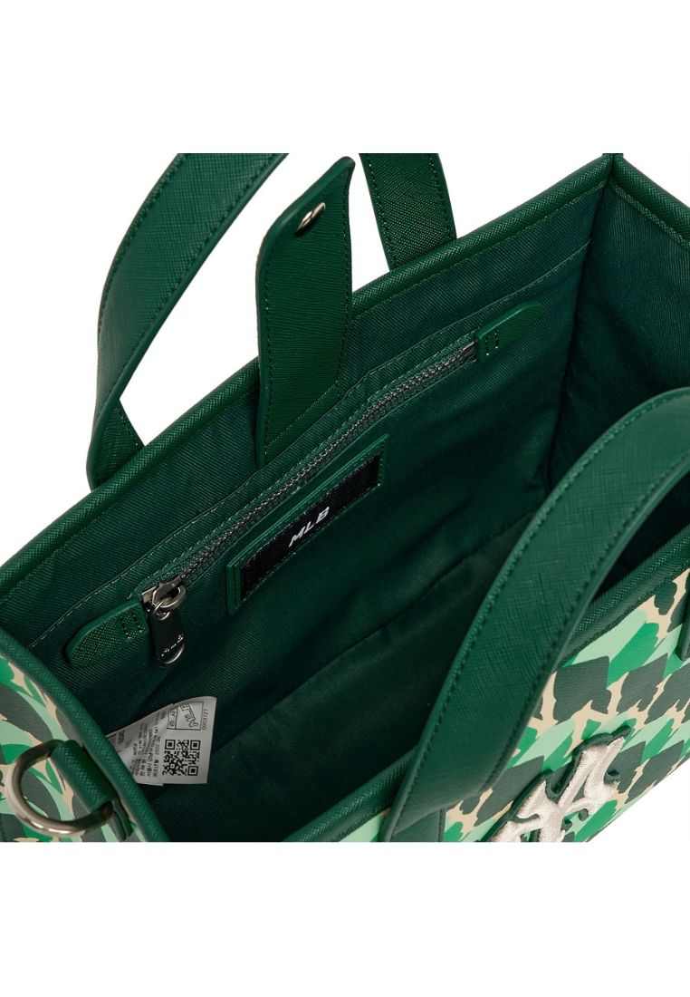 Cube MONOGRAM S-Tote Bag NEW YORK YANKEES green