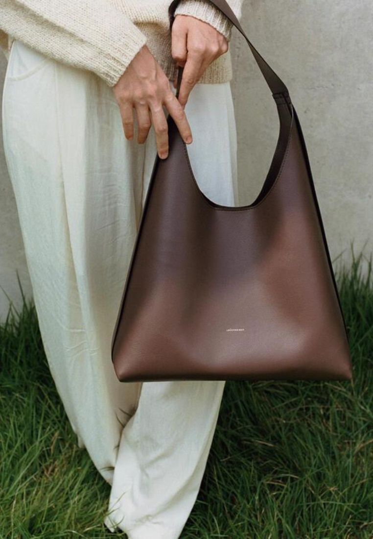 LOG Big Hobo Bag Dark Brown