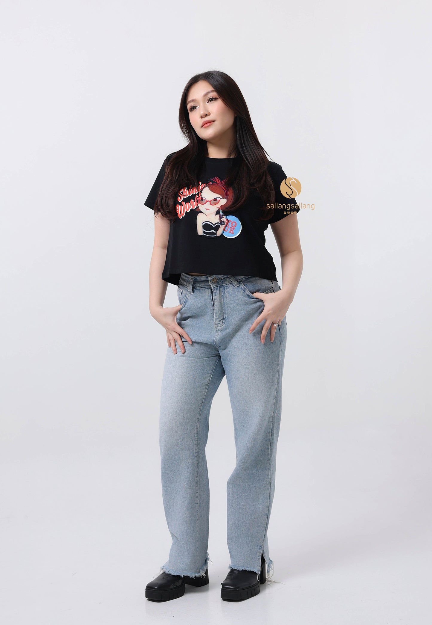 Celeb Double-Slit Crop T-shirt F Ria
