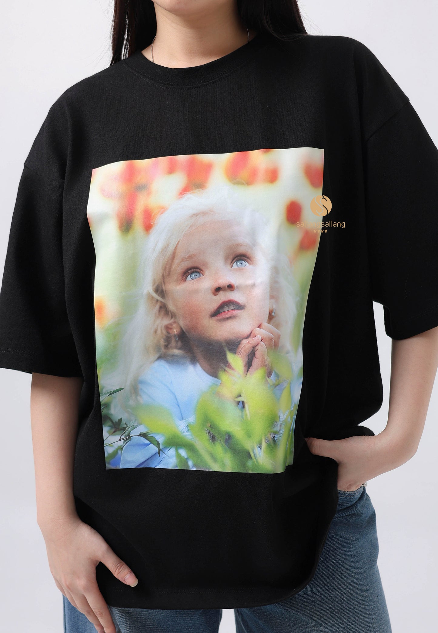 Flower Garden Girl Short Sleeve T-Shirt Black