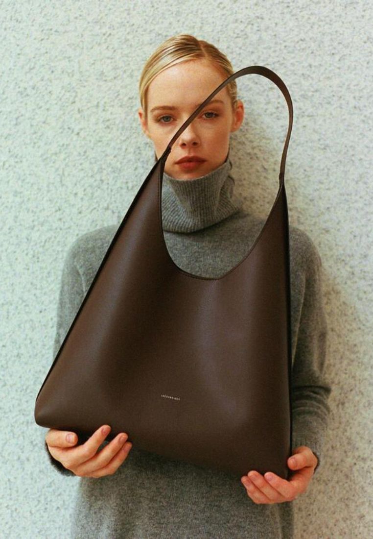 LOG Big Hobo Bag Dark Brown