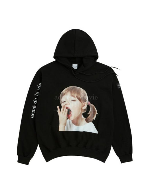 Baby Face Hoodie Black Yawn