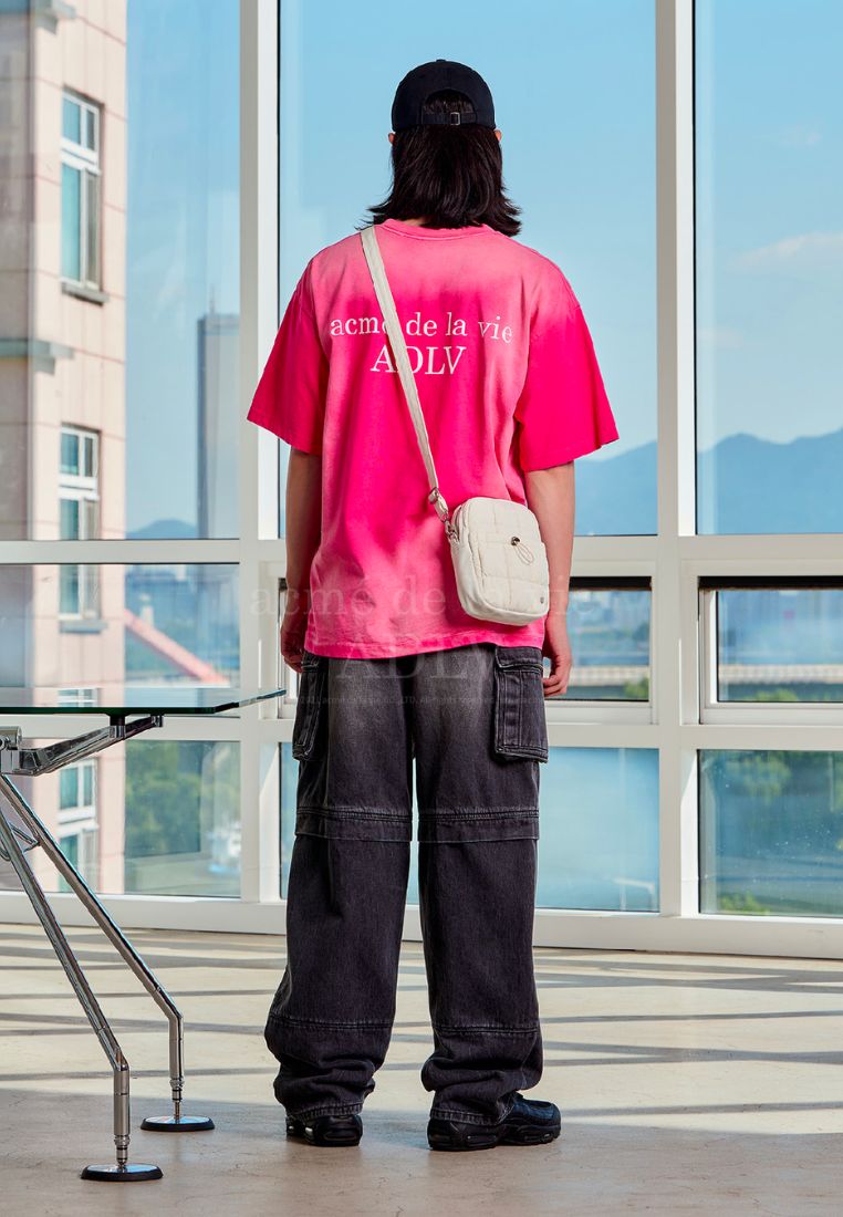 New Symbol Logo Spray Washing T-Shirt Pink