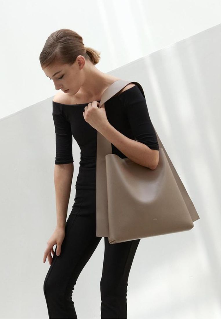 ARC Big Bucket Taupe