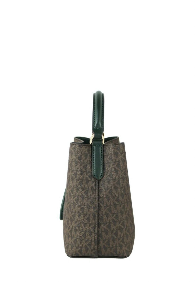 Suri Small Bucket Crossbody Bag In Signature Racing Green