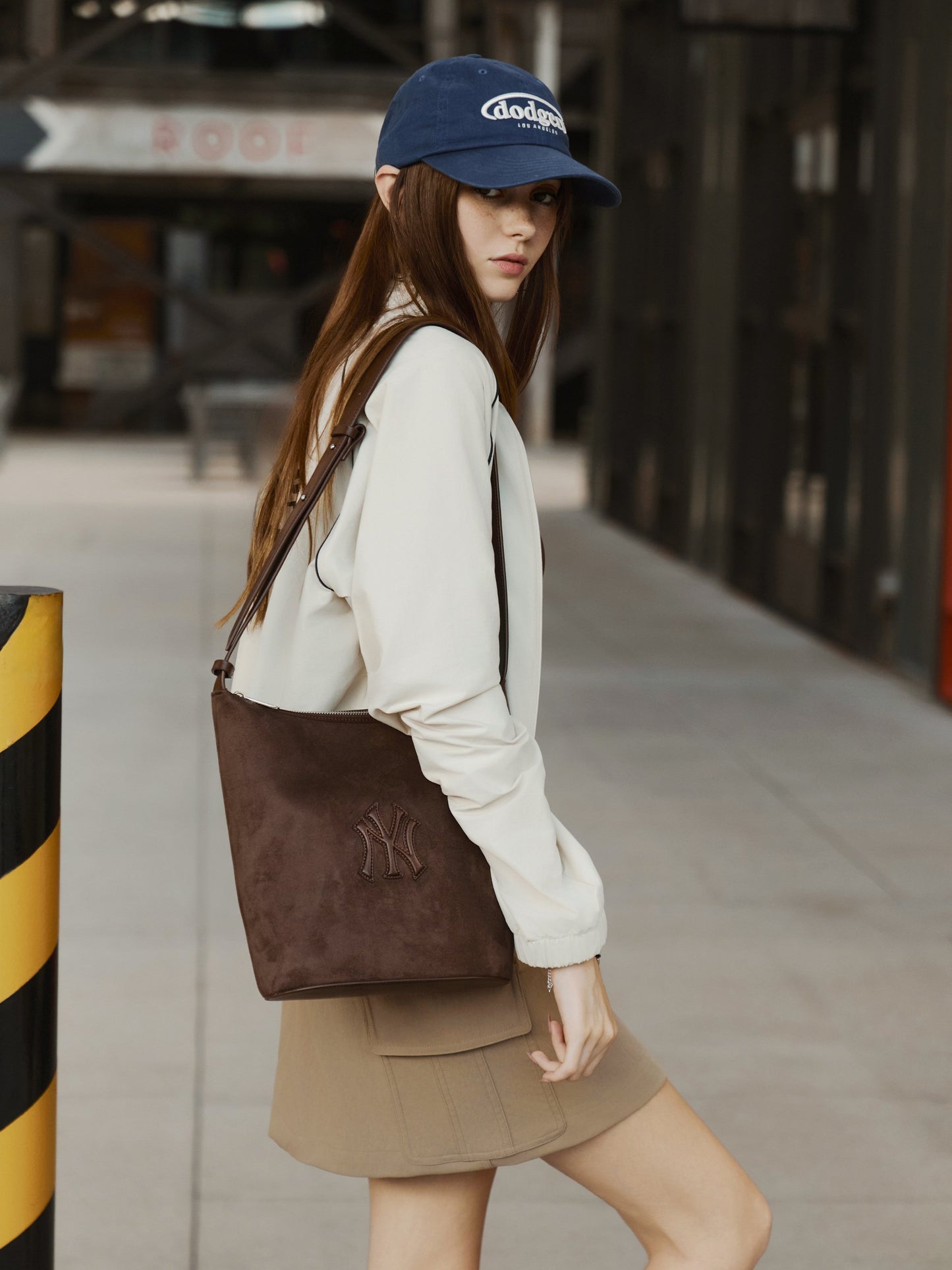 Basic Suede Bucket Bag NY Yankees Brown