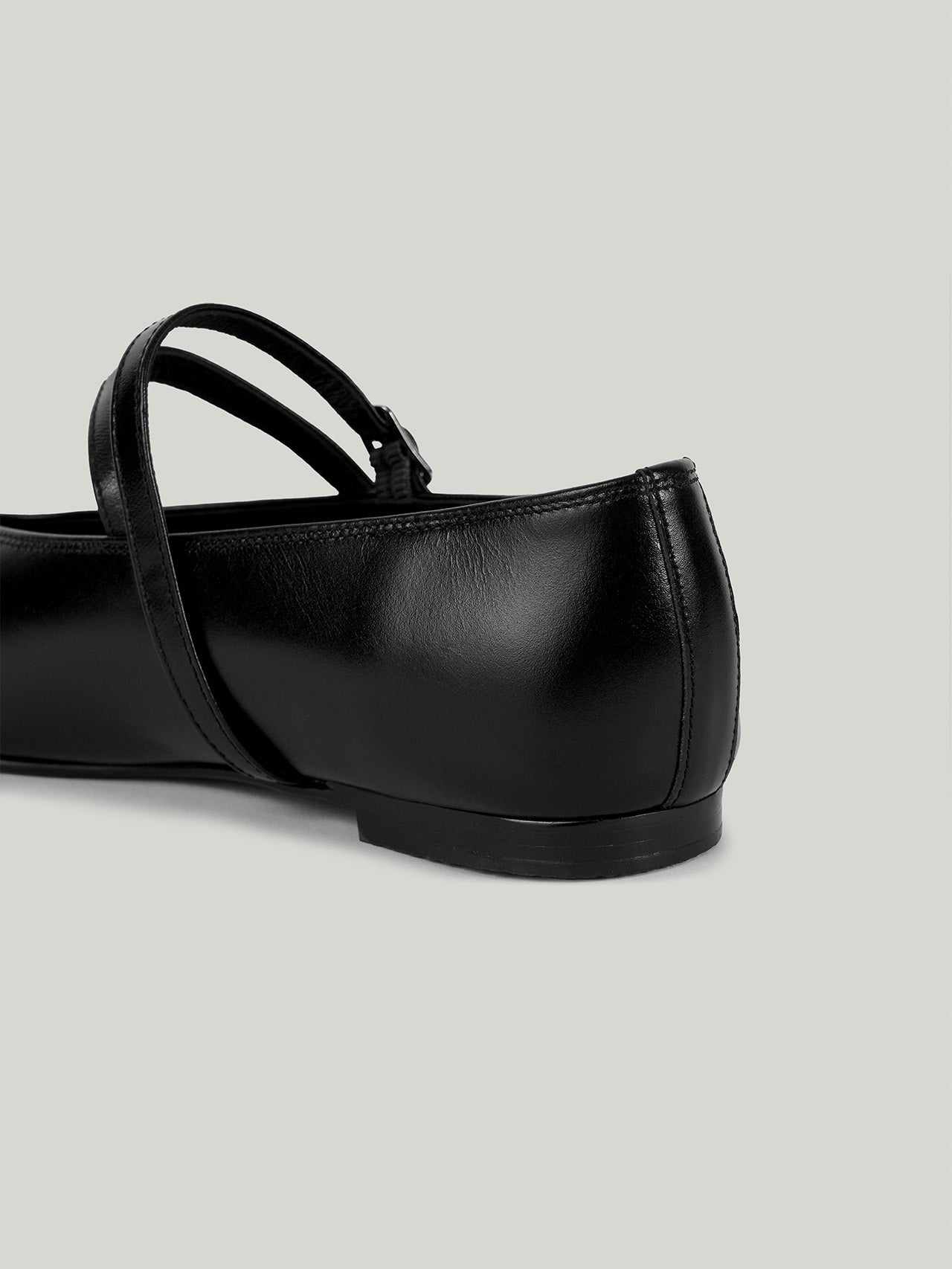 Atelier de LUMEN DOUBLE STRAP FLATS soft black
