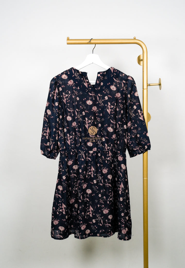 [DEFECT SALE 81] Korean Flowers Dress Navy