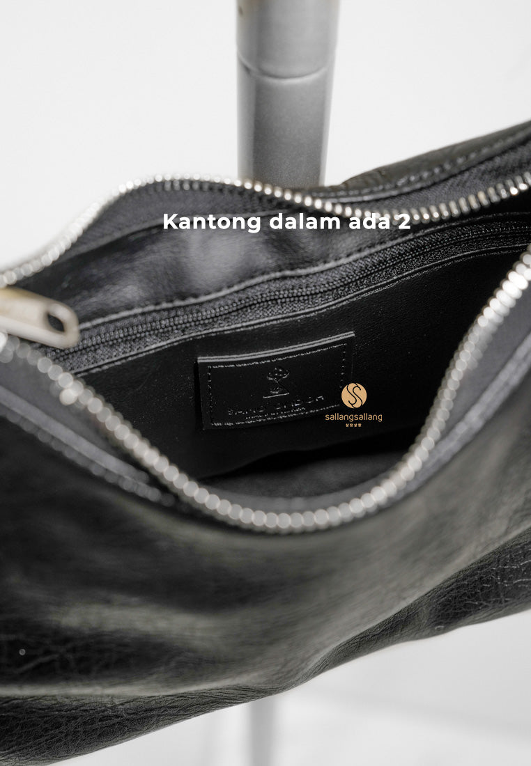 [DEFECT SALE 288] Pocket Mug Bag M Savage Black