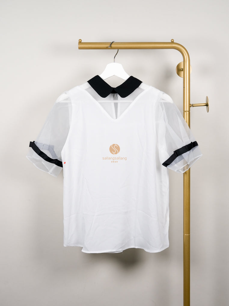 [DEFECT SALE 83] Korean Collar White Blouse By G&B Made in Korea