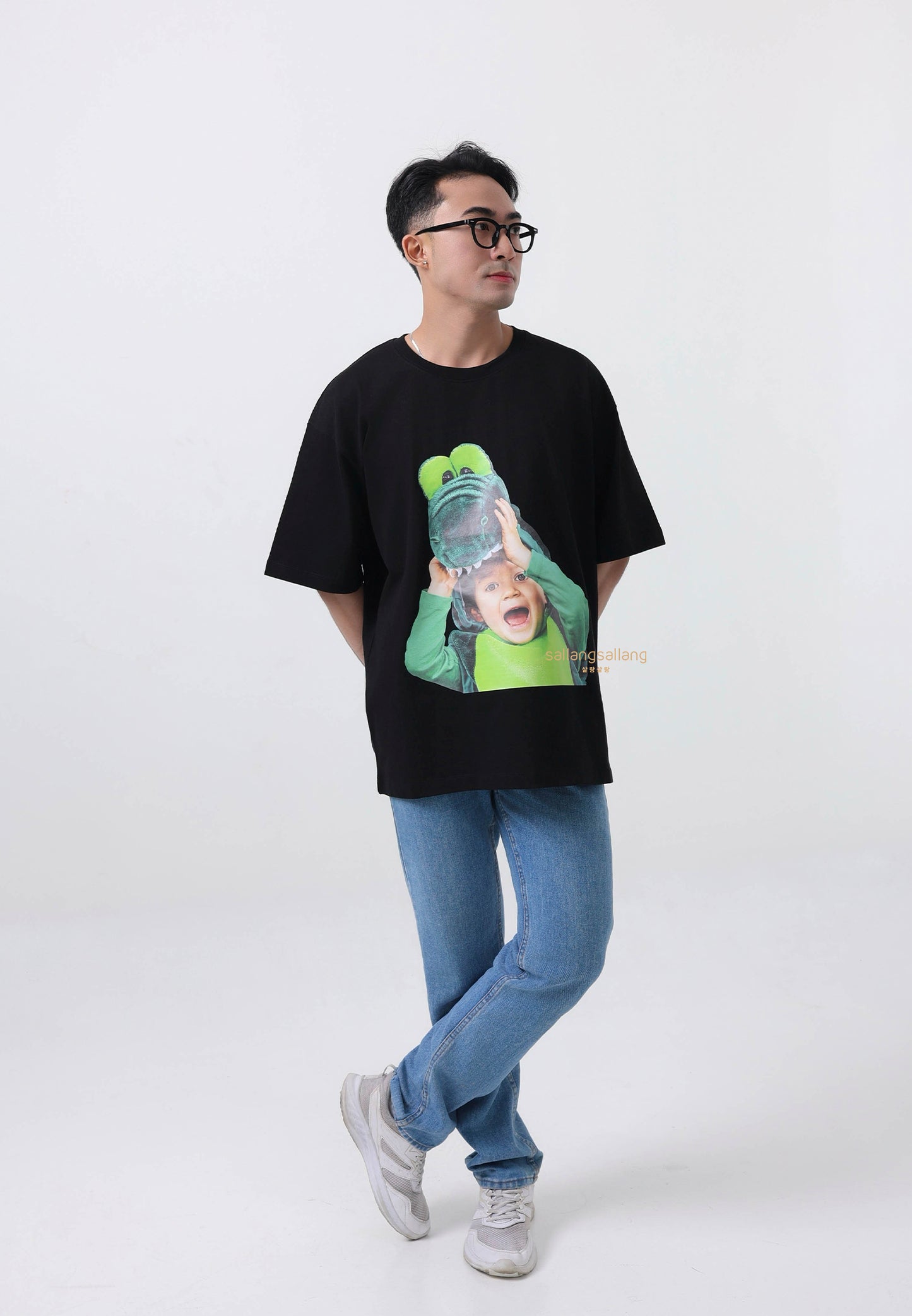 Baby Face Crocodile Doll Short Sleeve T-Shirt Black