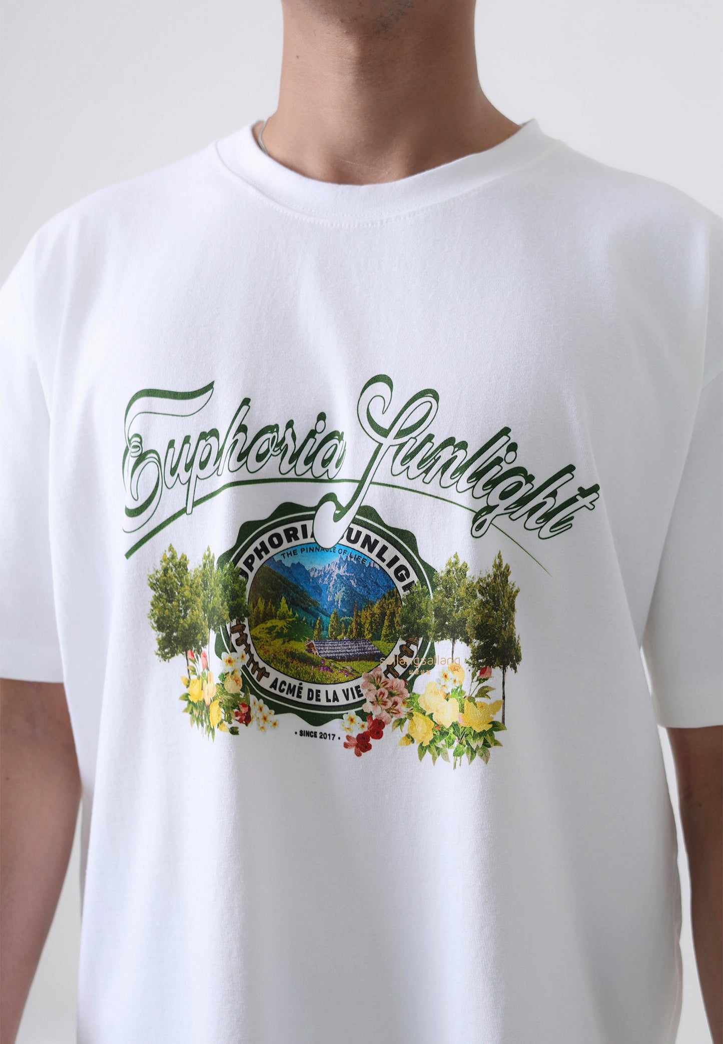 GREENERY ARTWORK BASIC Short Sleeve T-Shirt White
