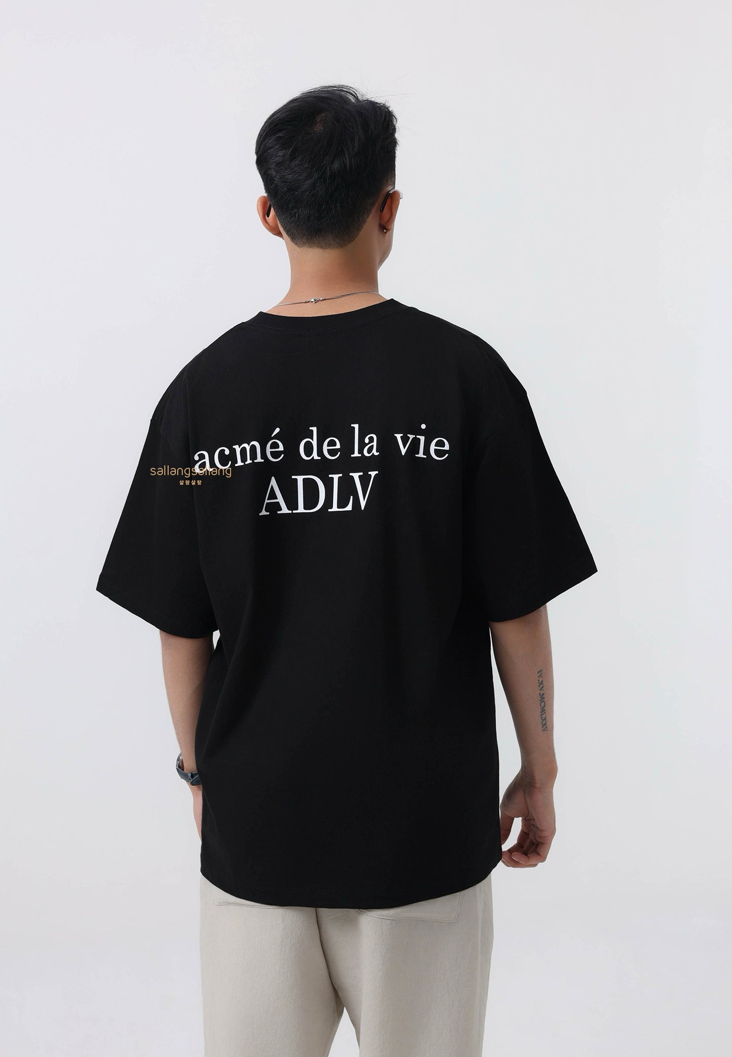 Baby Face Wave Hair Short Sleeve T-Shirt Black