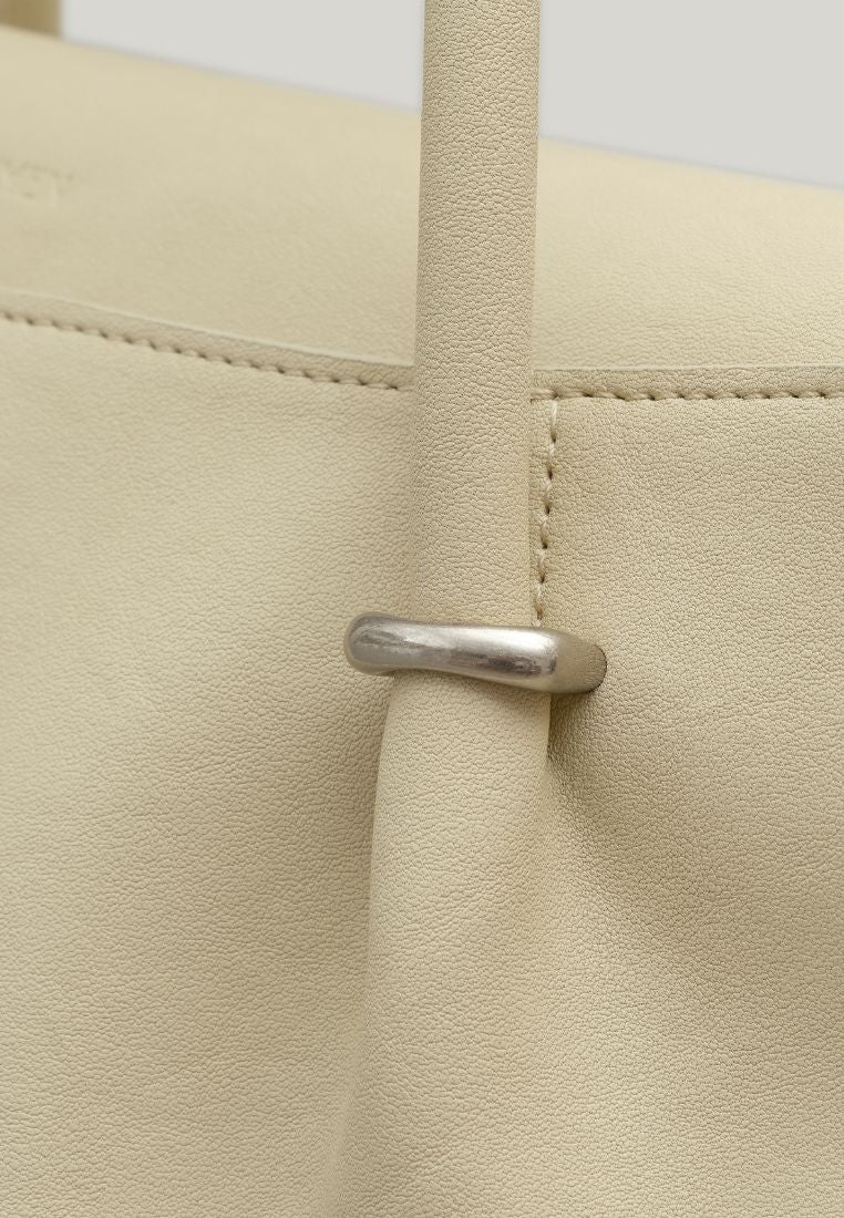 ANNEAU FLAP BAG hay yellow