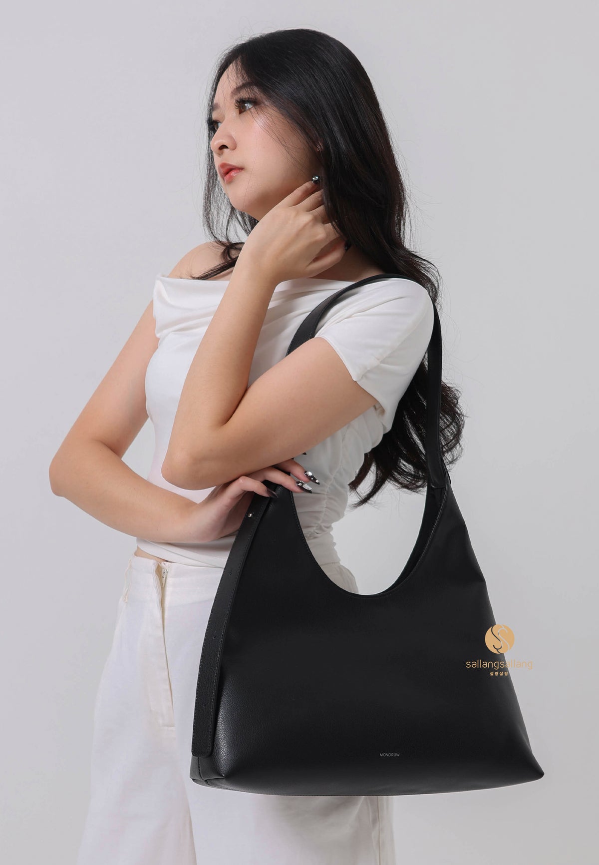 Angle Black