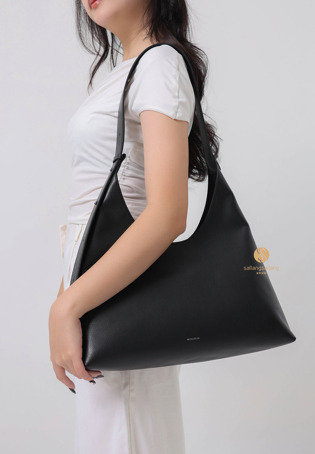 Angle Black
