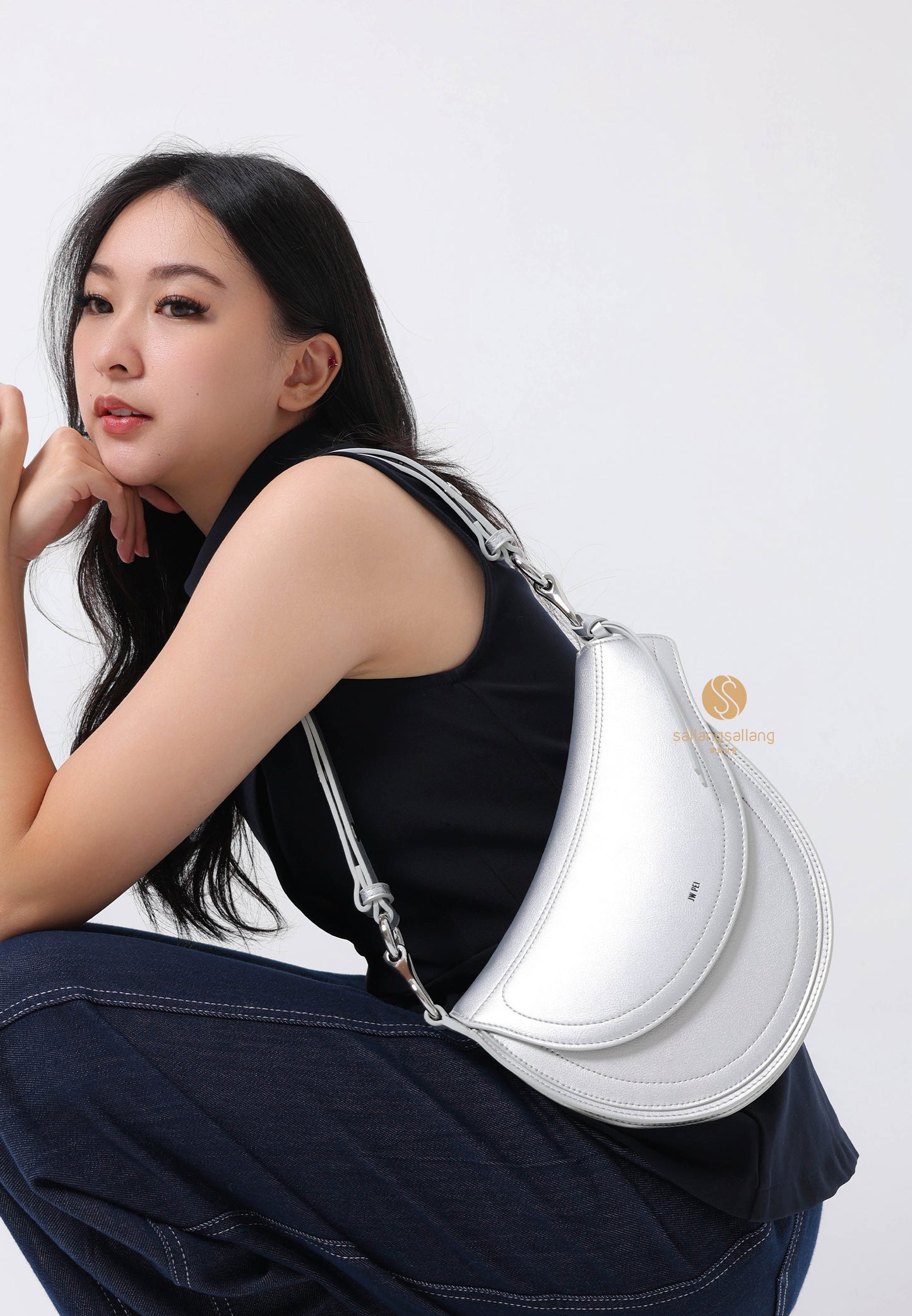 Ashlie Crossbody Bag - Silver