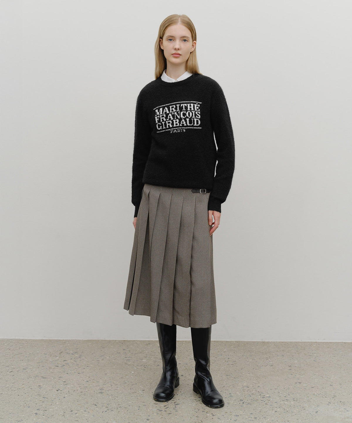 BOUCLE CLASSIC LOGO KNIT PULLOVER black