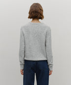 BOUCLE CLASSIC LOGO KNIT PULLOVER light gray