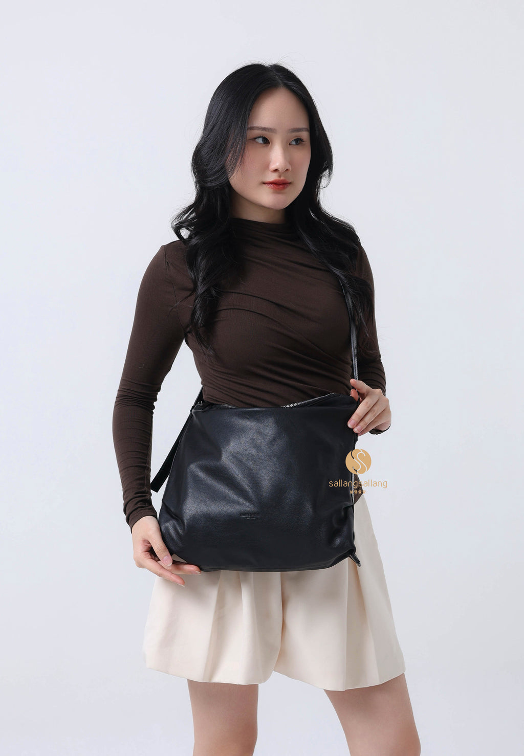 Day Shoulder Black