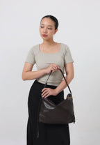 Day Shoulder Dark Brown