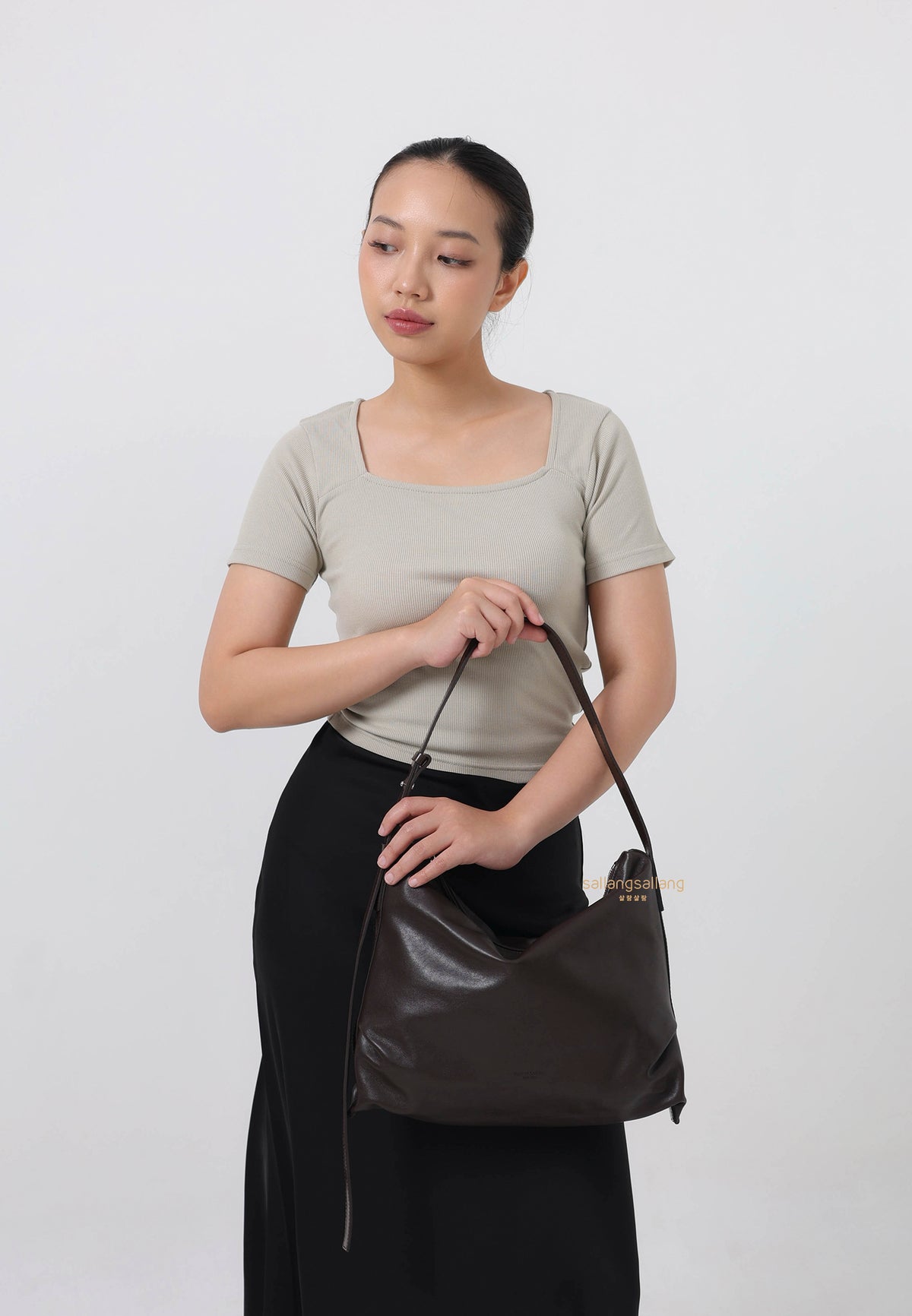 Day Shoulder Dark Brown