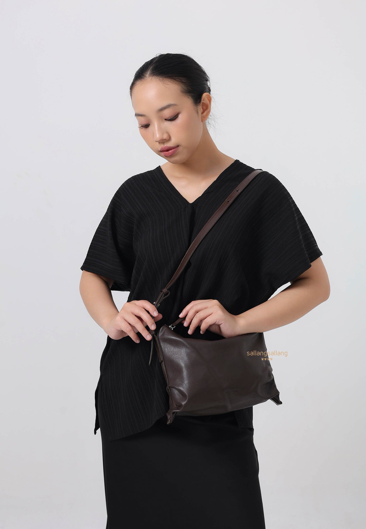 Day Shoulder S Dark Brown