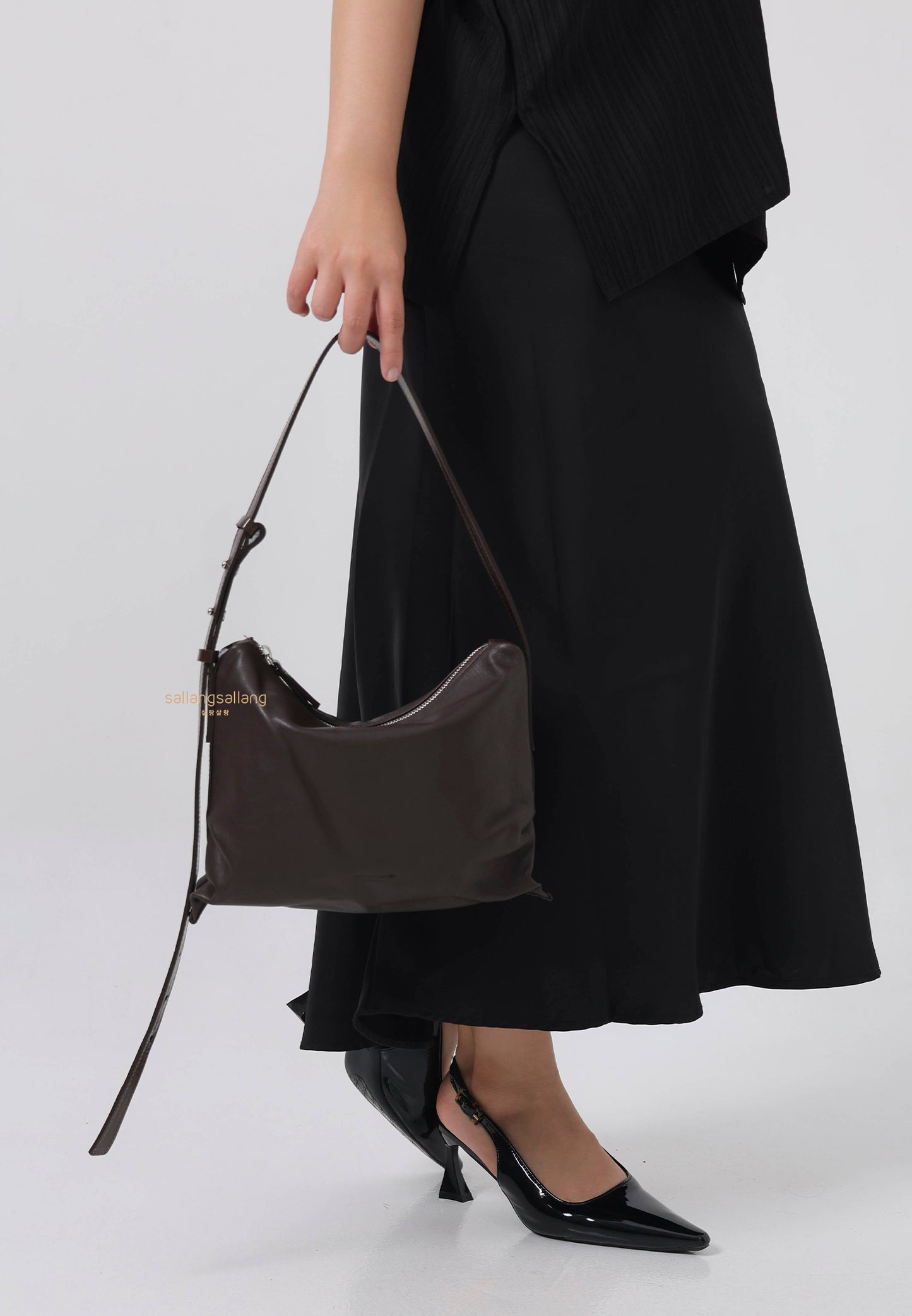Day Shoulder S Dark Brown