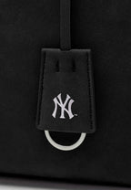 Basic Pallet Square Tote Bag NY Yankees Black