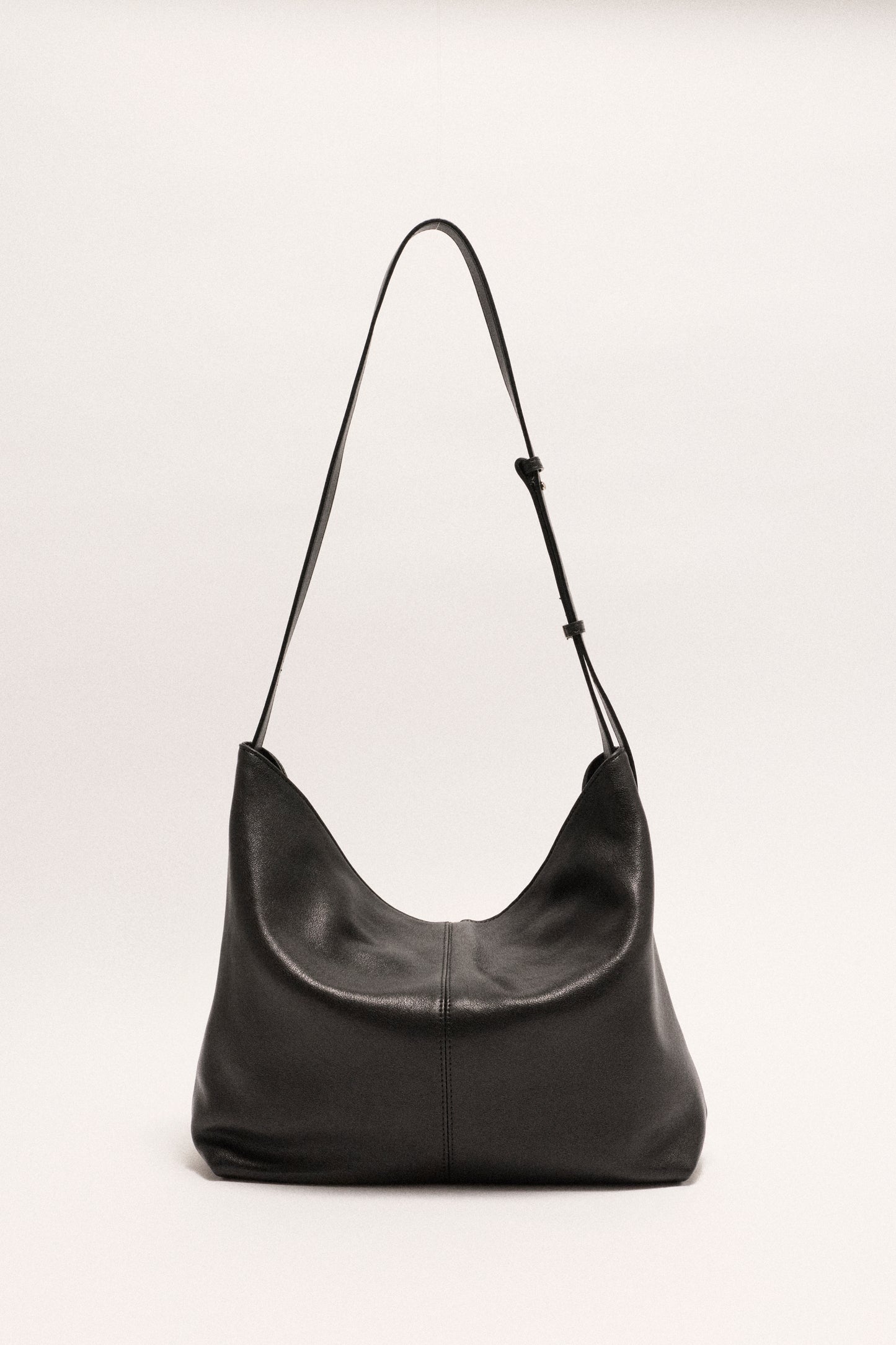 EIRA Black