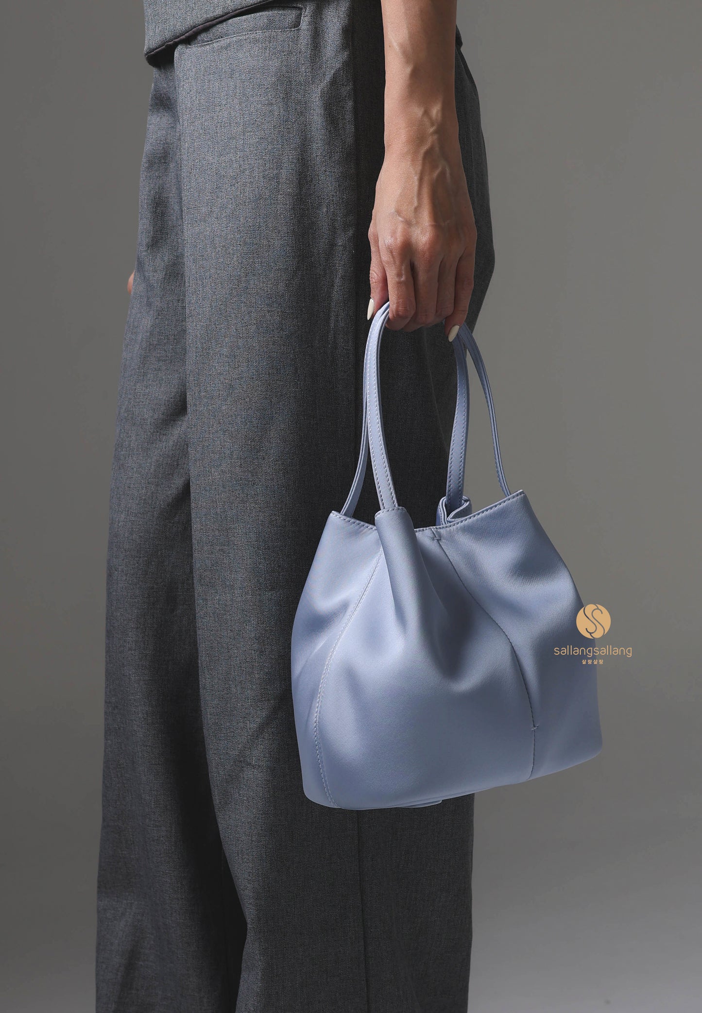 BON BALLON BAG silk blue