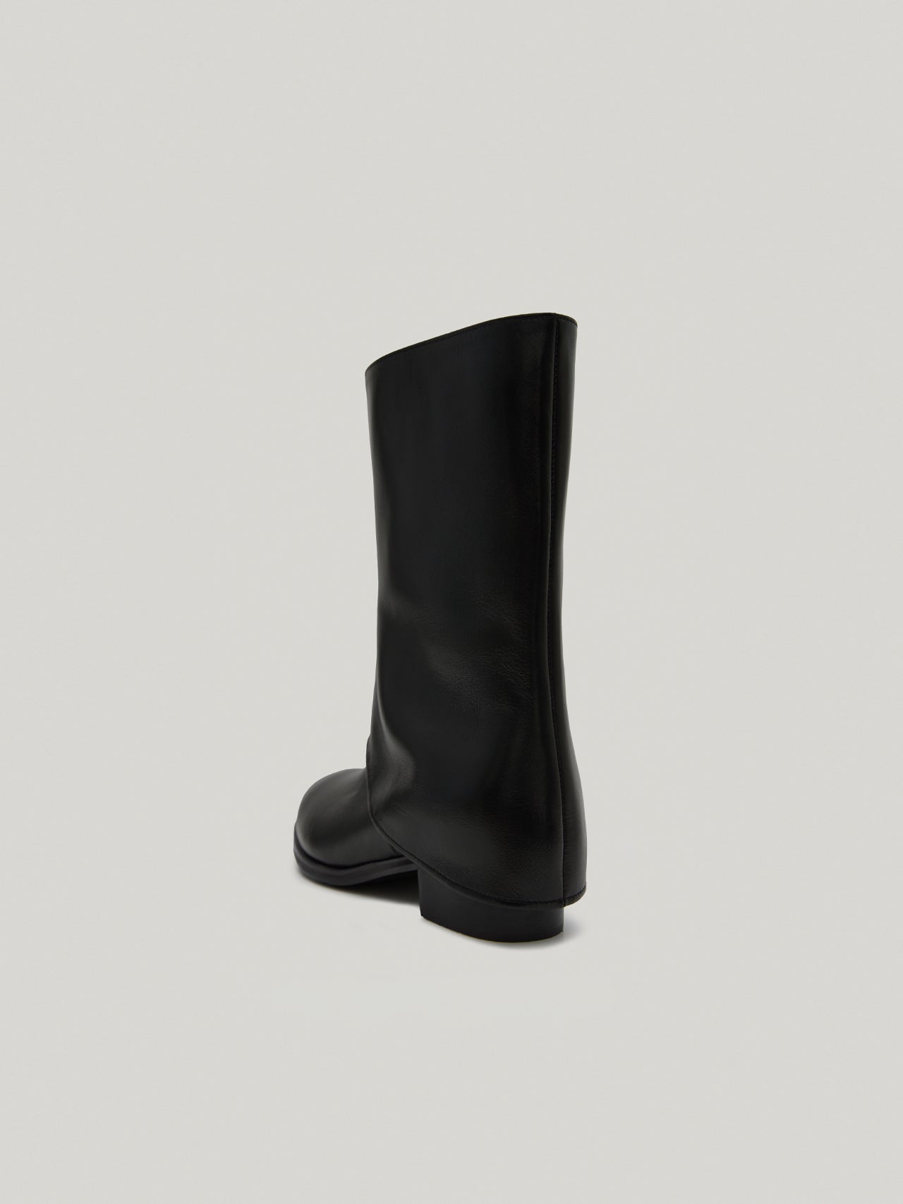 CAPE MIDDLE BOOTS soft black