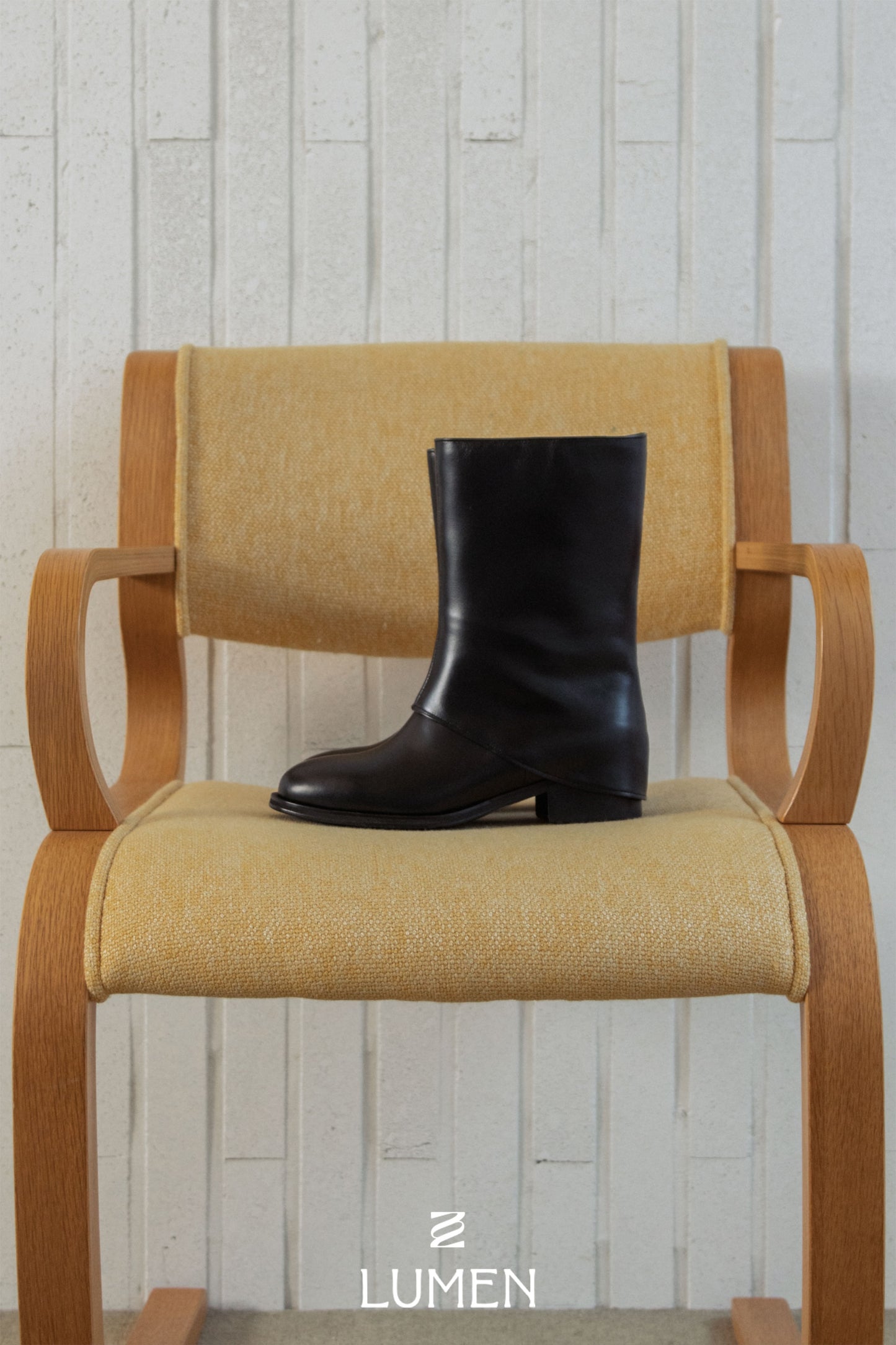 CAPE MIDDLE BOOTS soft black