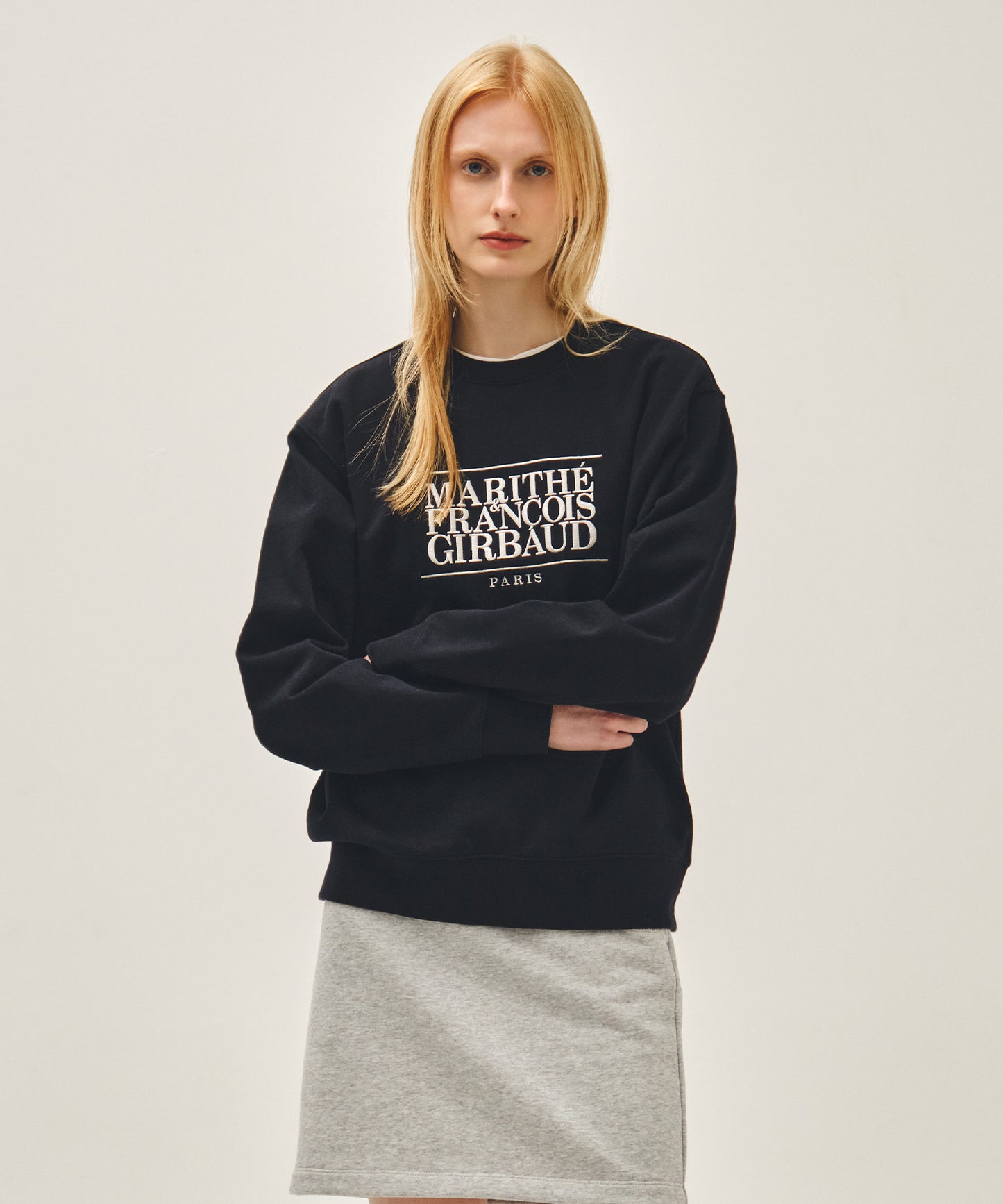 CLASSIC LOGO EMBROIDERY SWEATSHIRT navy